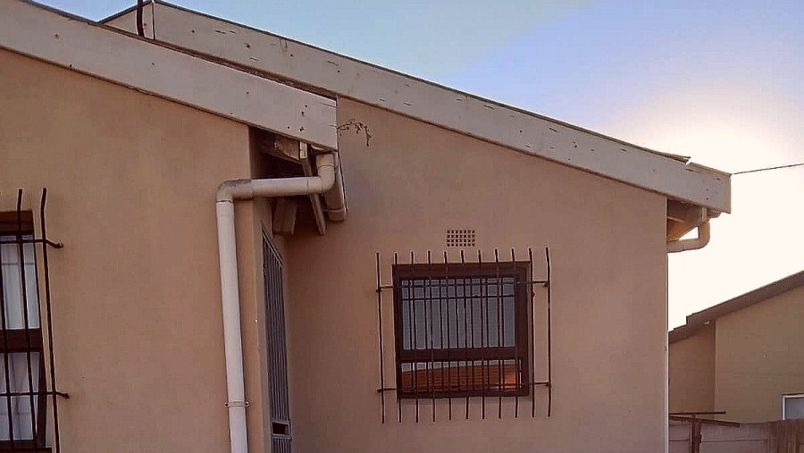 3 Bedroom Property for Sale in Ilitha Park Western Cape